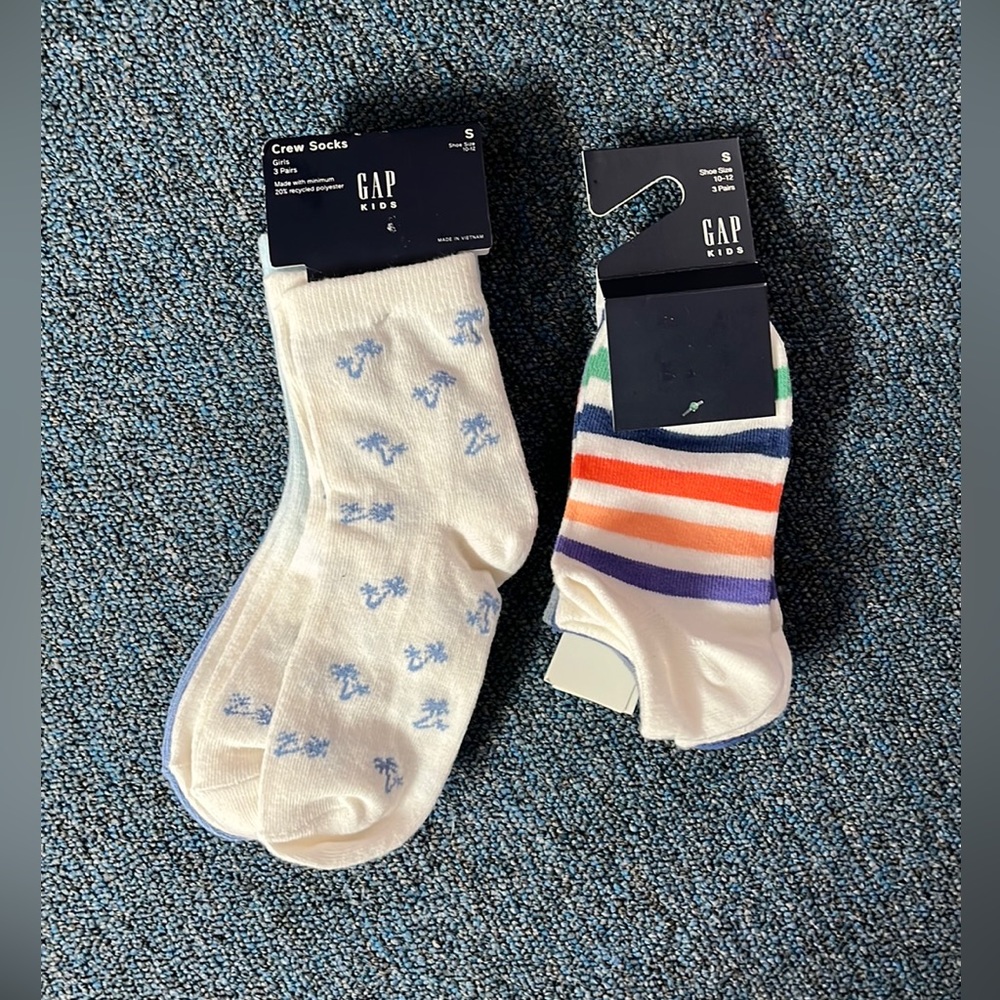 NWT 3 pair of gap crew socks & 3 no show socks for girls shoe size 10-12